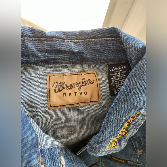 Wrangler Jean Jacket New with Tag - Picture 4 of 4